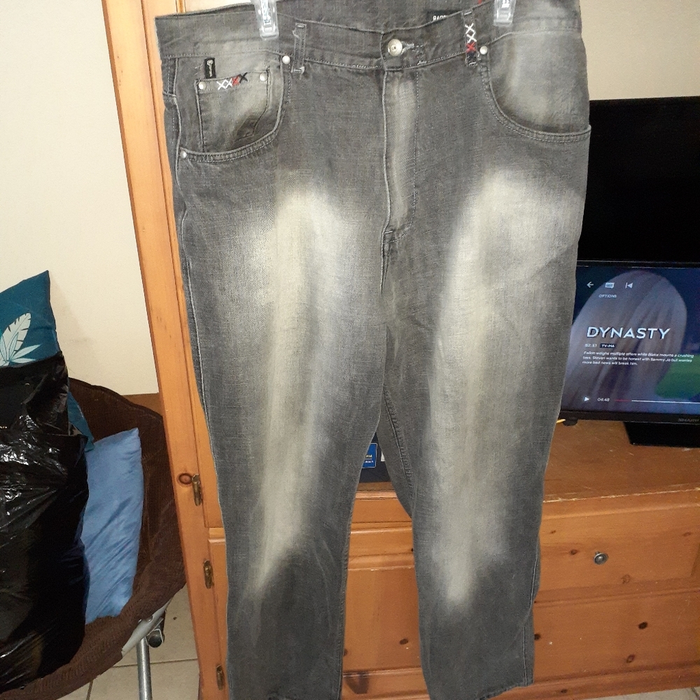 Ecko Unlimited Mens Baggy Fit Size 40/32